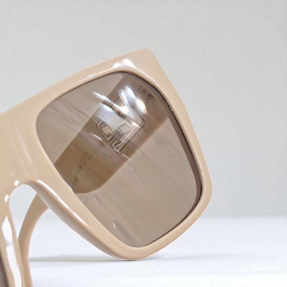 Fendi Baguette FE40124I Oversized Square Sunglasses Beige Mauve FF Logo Glasses - Picture 5 of 11